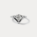Phoebe丨Pear-Cut Lab-Grown Diamond Chevron Solitaire Engagement Ring