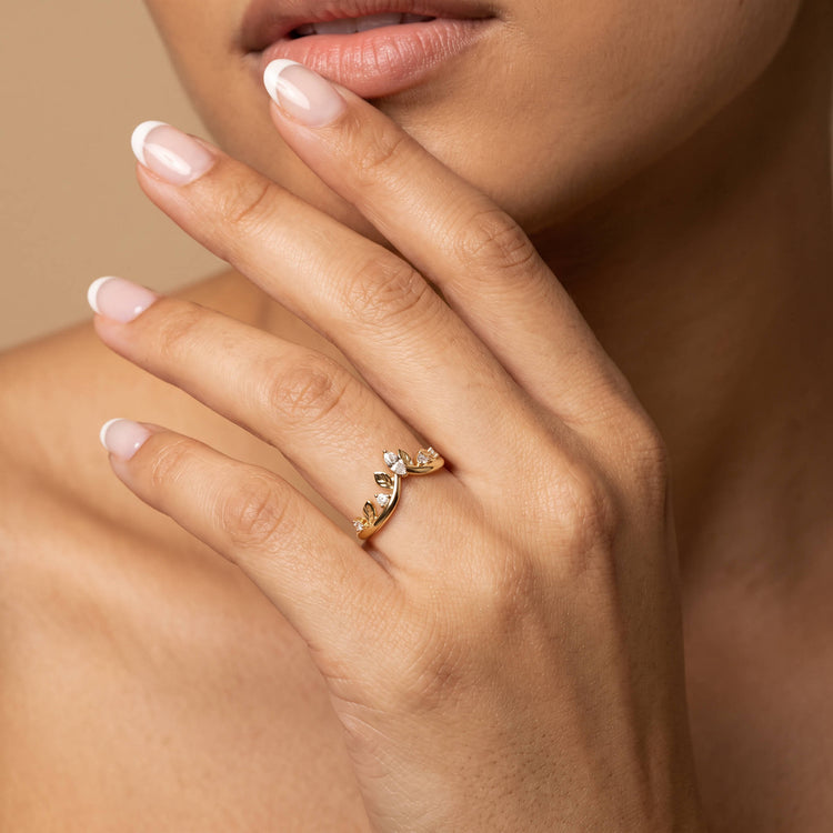 Botanical Leaf Mixed-Cut Chevron Lab Diamond Wedding Band - Rings