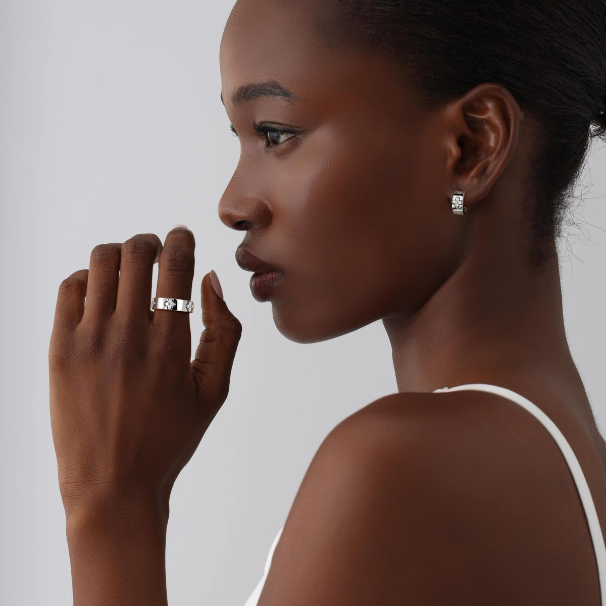 Moissanite Clover Ring in 925 Sterling Silver -