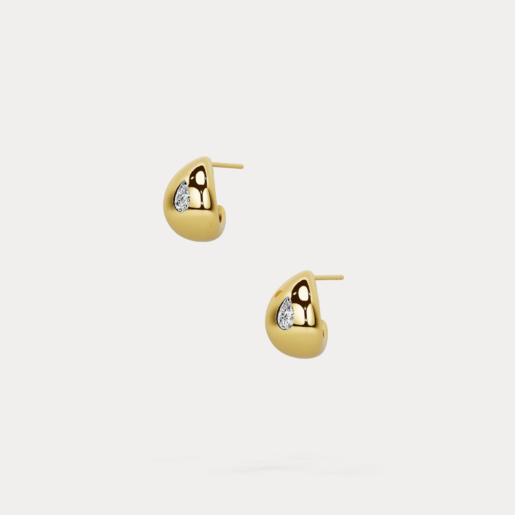 Pear Lab - Grown Diamond Sculptural Huggie Earrings in 925 Sterling Silver - Earrings