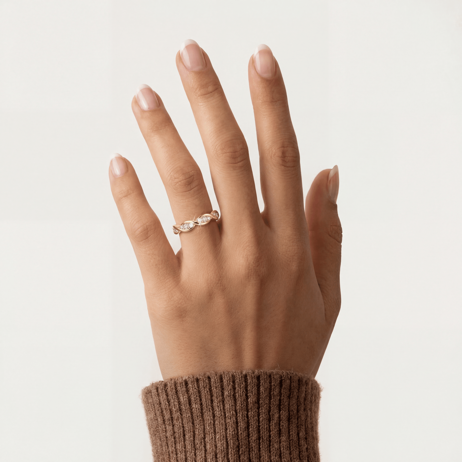 Round Lab - Grown Diamond Interwoven Band Ring in Sterling Silver - Rings