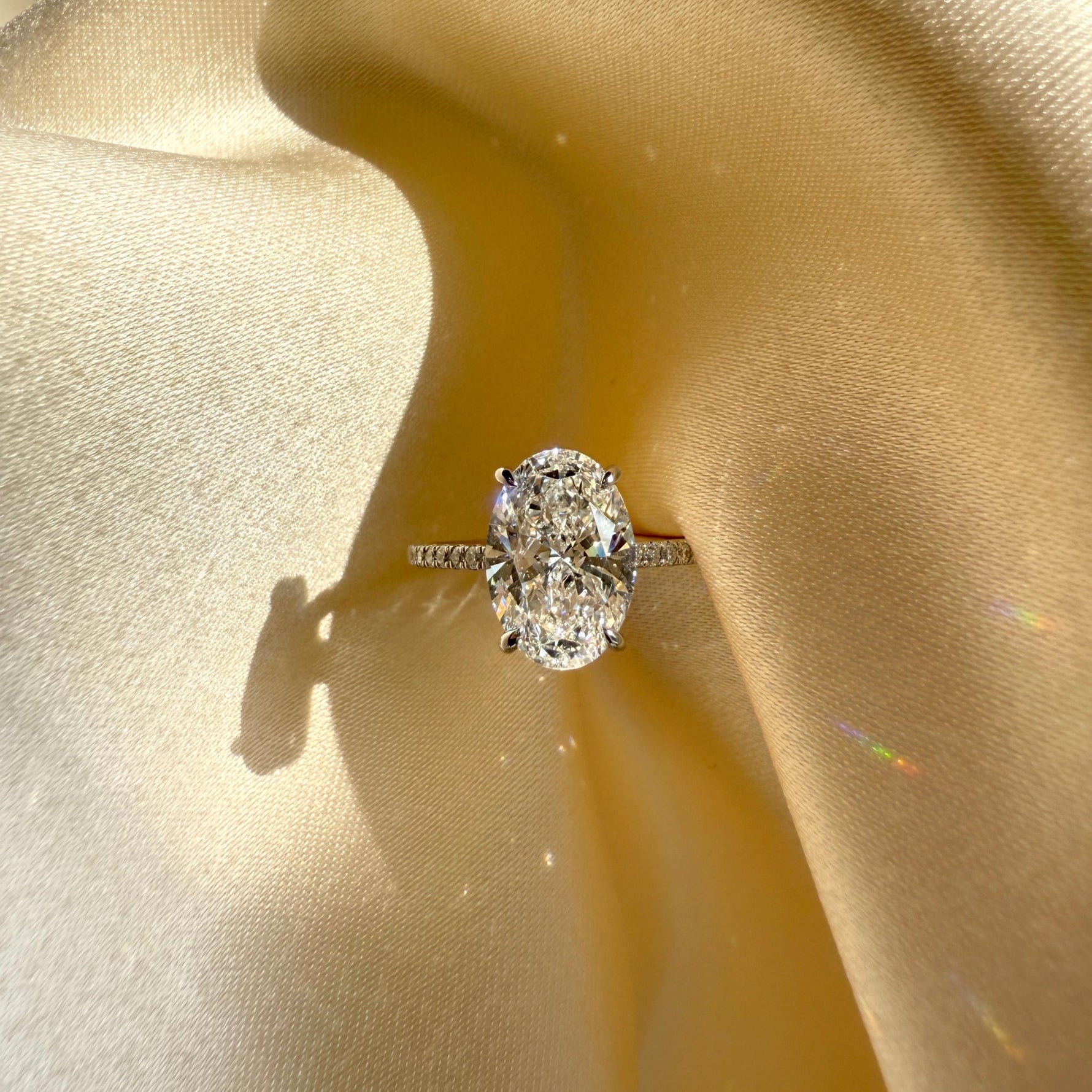 Melina丨Oval Cut Pave Solitaire 3CT Lab Grown Engagement Ring - Rings