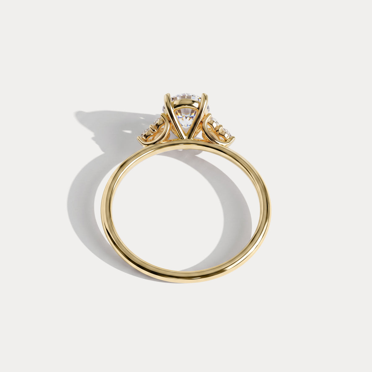 Juliette丨1CT Pear Cut Lab Grown Diamond Cluster Ring with Round Accents in 14K Gold/Platinum - Rings
