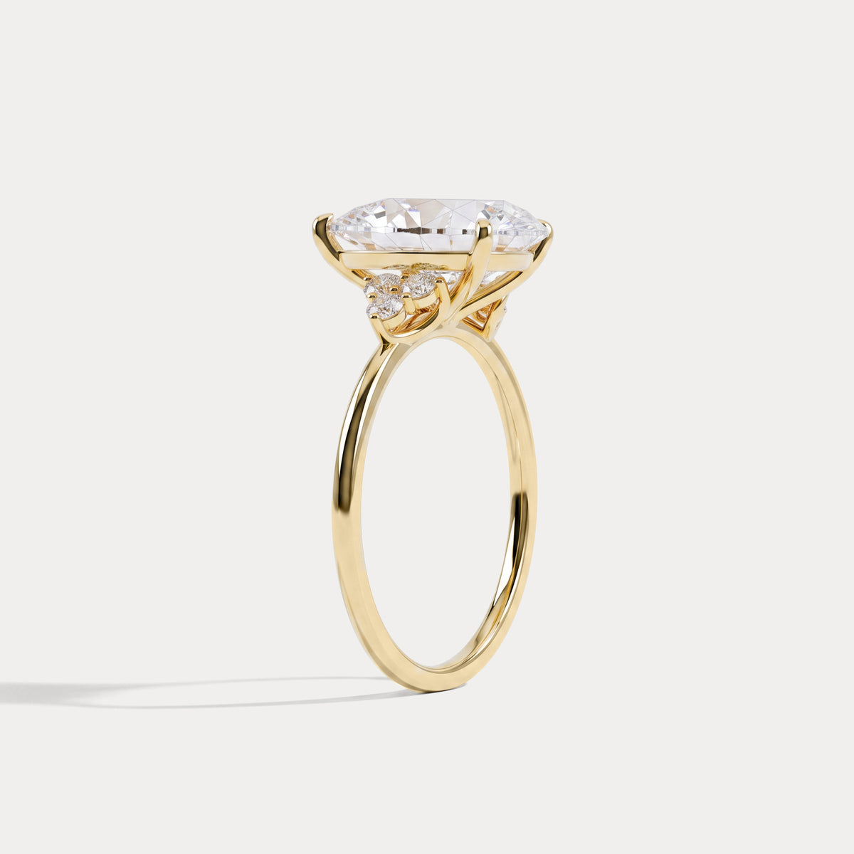 Juliette丨3CT Pear Cut Lab Grown Diamond Cluster Ring with Round Accents in 14K Gold/Platinum - Rings