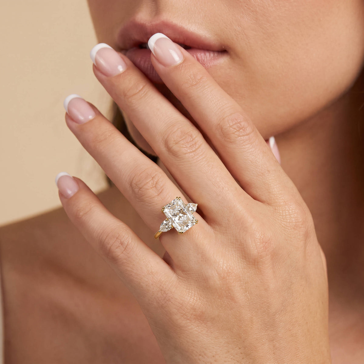 Dahlia丨3CT Radiant Cut Lab Diamond Three Stone Engagement Ring In 14K Solid Gold/Platinum - Rings