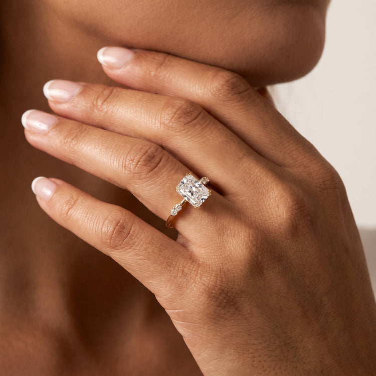 Amelie丨2CT Radiant Cut Lab Diamond Engagement Ring in 14K Solid Gold/Platinum - Rings