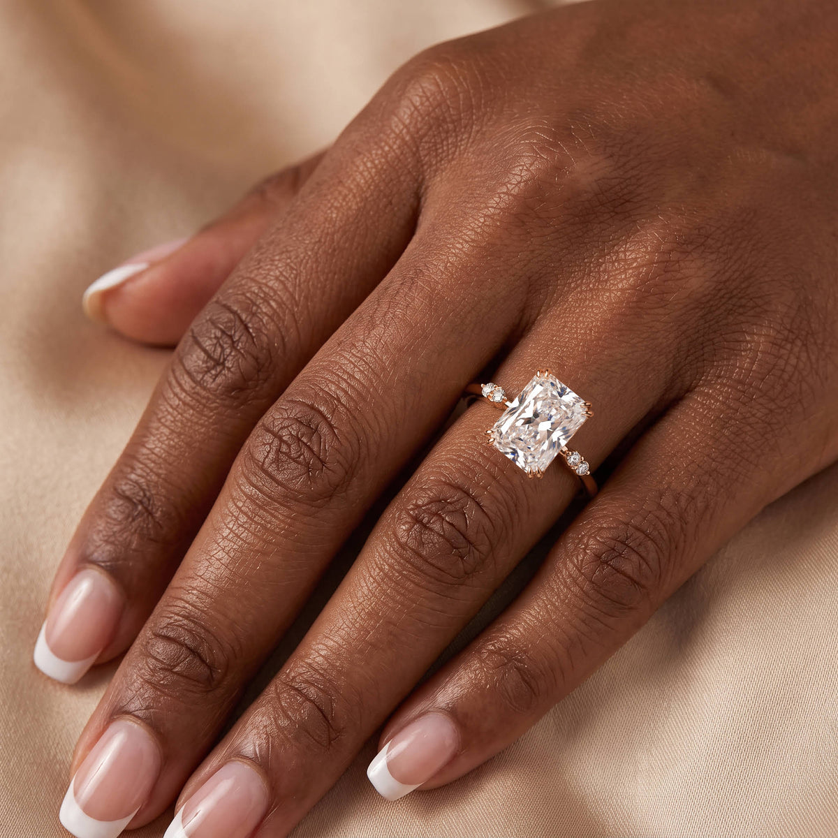Amelie丨3CT Radiant Cut Lab Diamond Engagement Ring in 14K Solid Gold/Platinum - Rings
