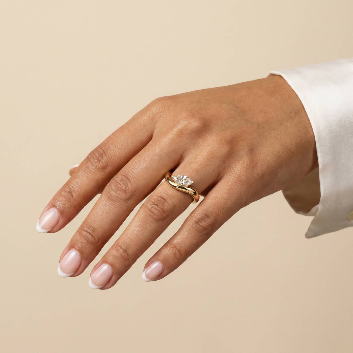 Marquise-Shaped Lab Grown Diamond Curved Ring - Rings