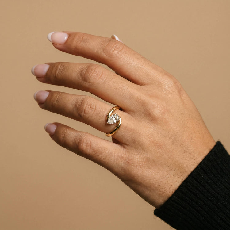Violet丨Modern Pear Cut Lab Diamond Bypass Engagement Ring - Rings