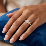 Ilaria丨Oval Cut Lab Diamond Floral Leaf Ring - Rings