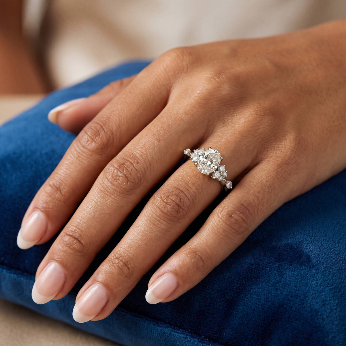 Ilaria丨Oval Cut Lab Diamond Floral Leaf Ring - Rings
