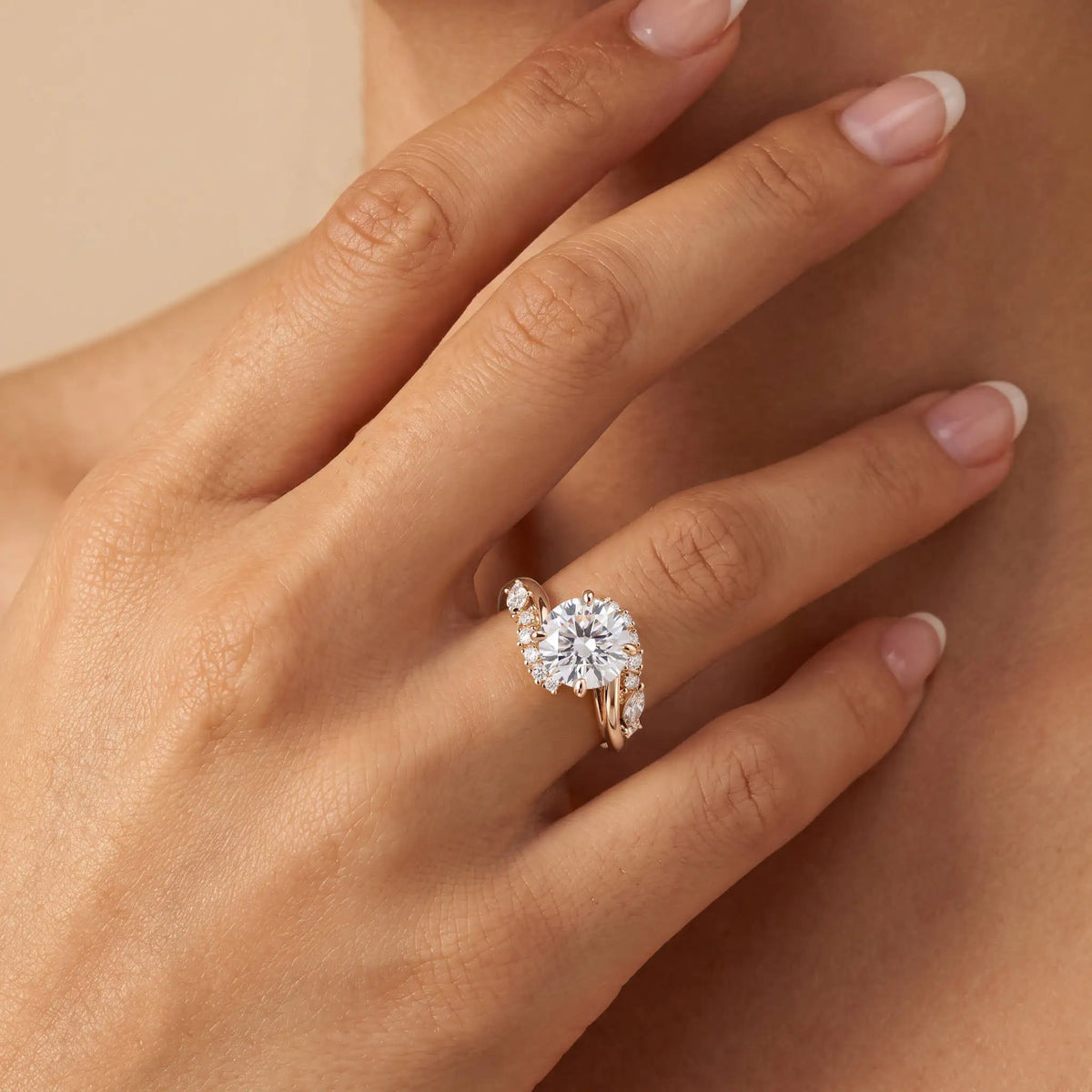 Winona丨Round Cut Lab-Grown Diamond Crossover Engagement Ring - Rings
