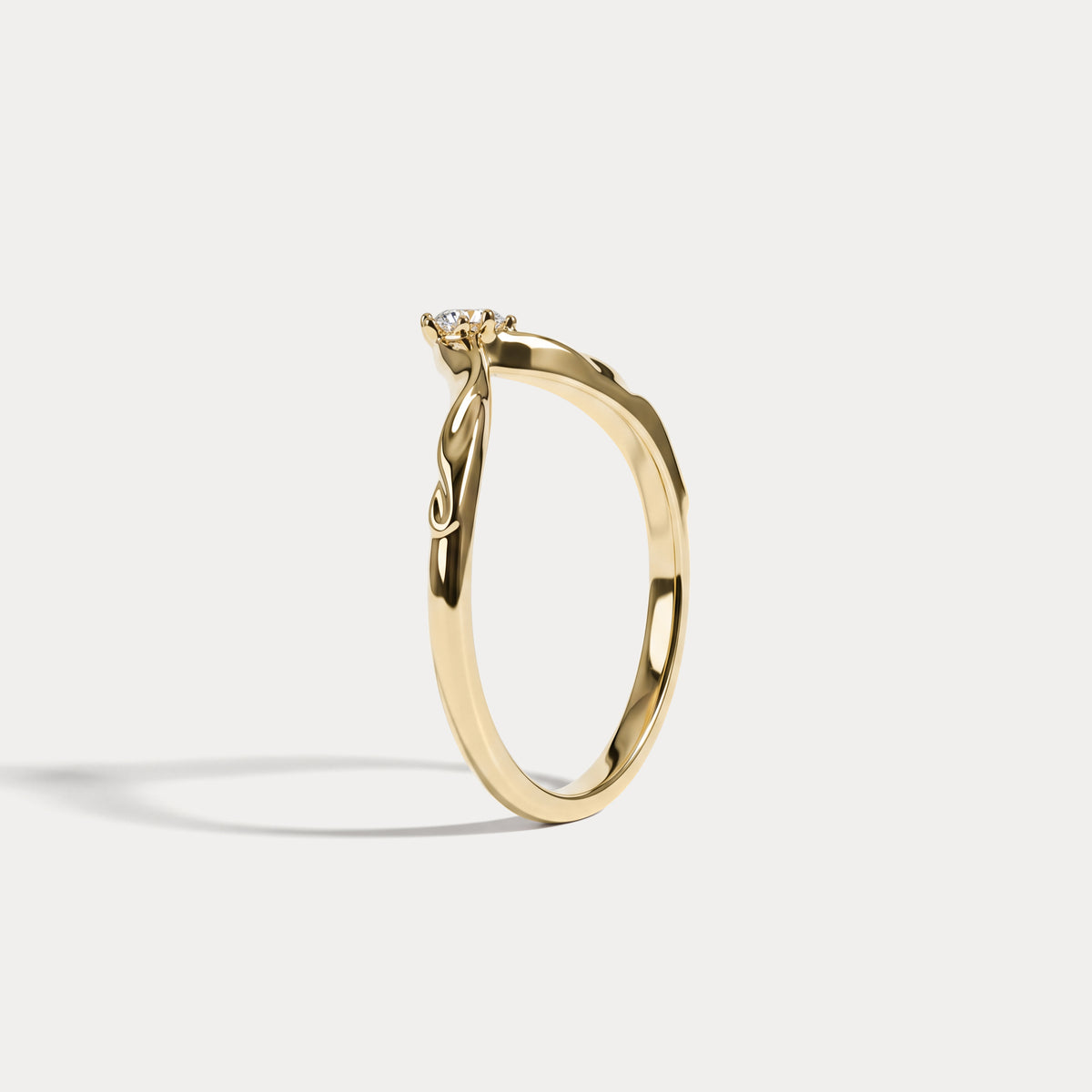 Althea丨Sculpted Vine V-Contour Three-Stone Lab Diamond Wedding Band - Rings