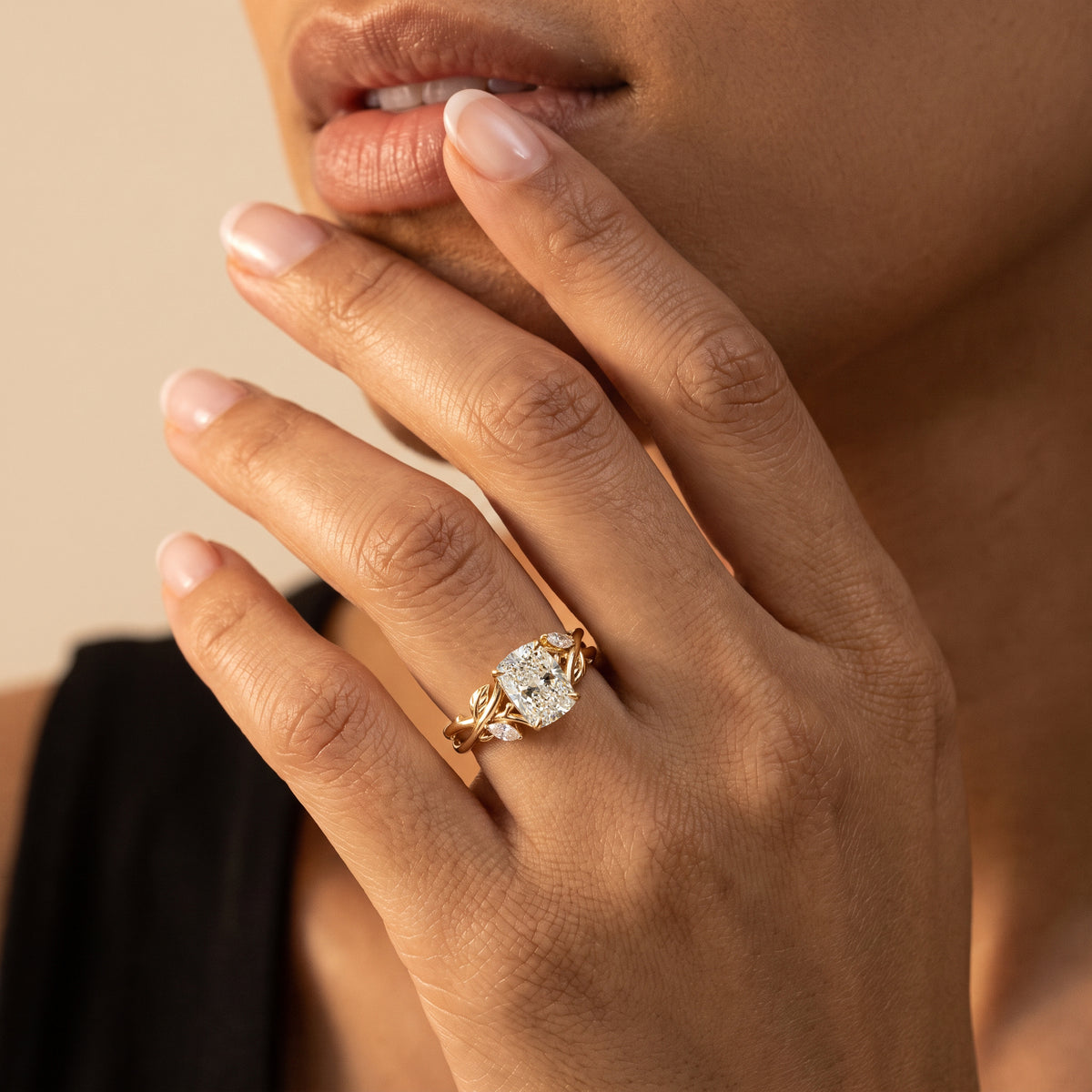 Georgia丨Elongated Cushion Cut Lab Diamond Intertwined Vine Engagement Ring