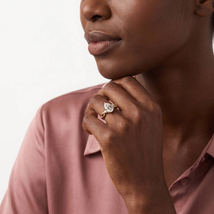 Cecily丨Pear Cut Lab Diamond Intertwined Accent Engagement Ring - Rings