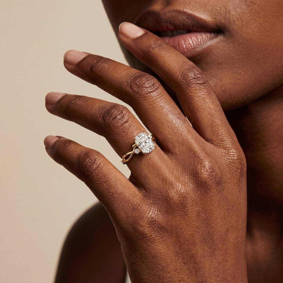 Miranda丨Elongated Cushion Cut Lab Diamond Intertwined Accent Engagement Ring - Rings
