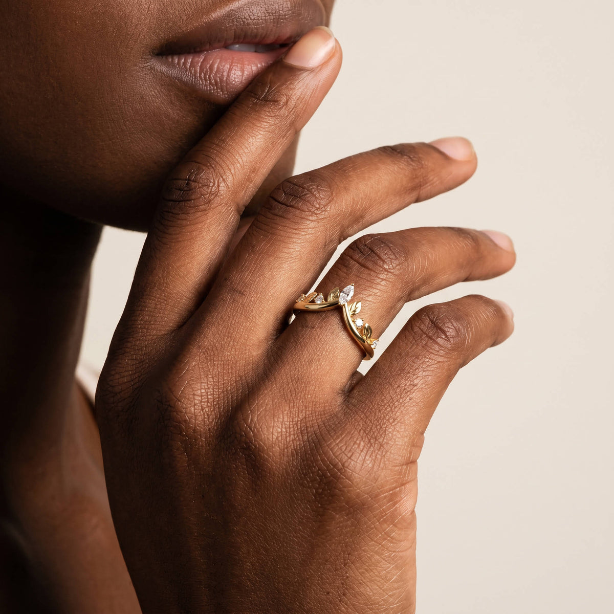 Botanical Leaf Mixed-Cut Chevron Lab Diamond Wedding Band - Rings
