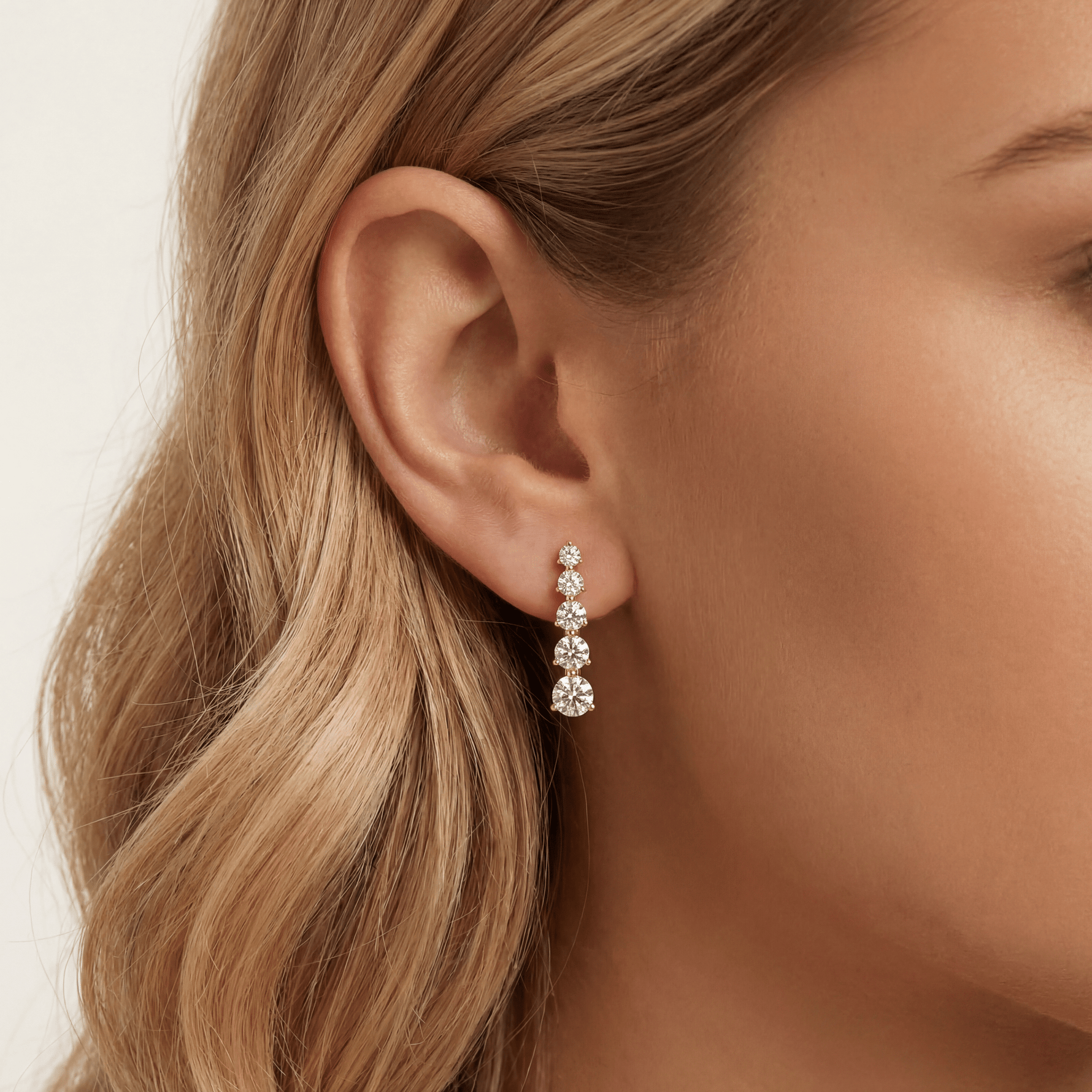 14K Solid Gold Round Dangle Earring With Lab - Grown Diamond - 
