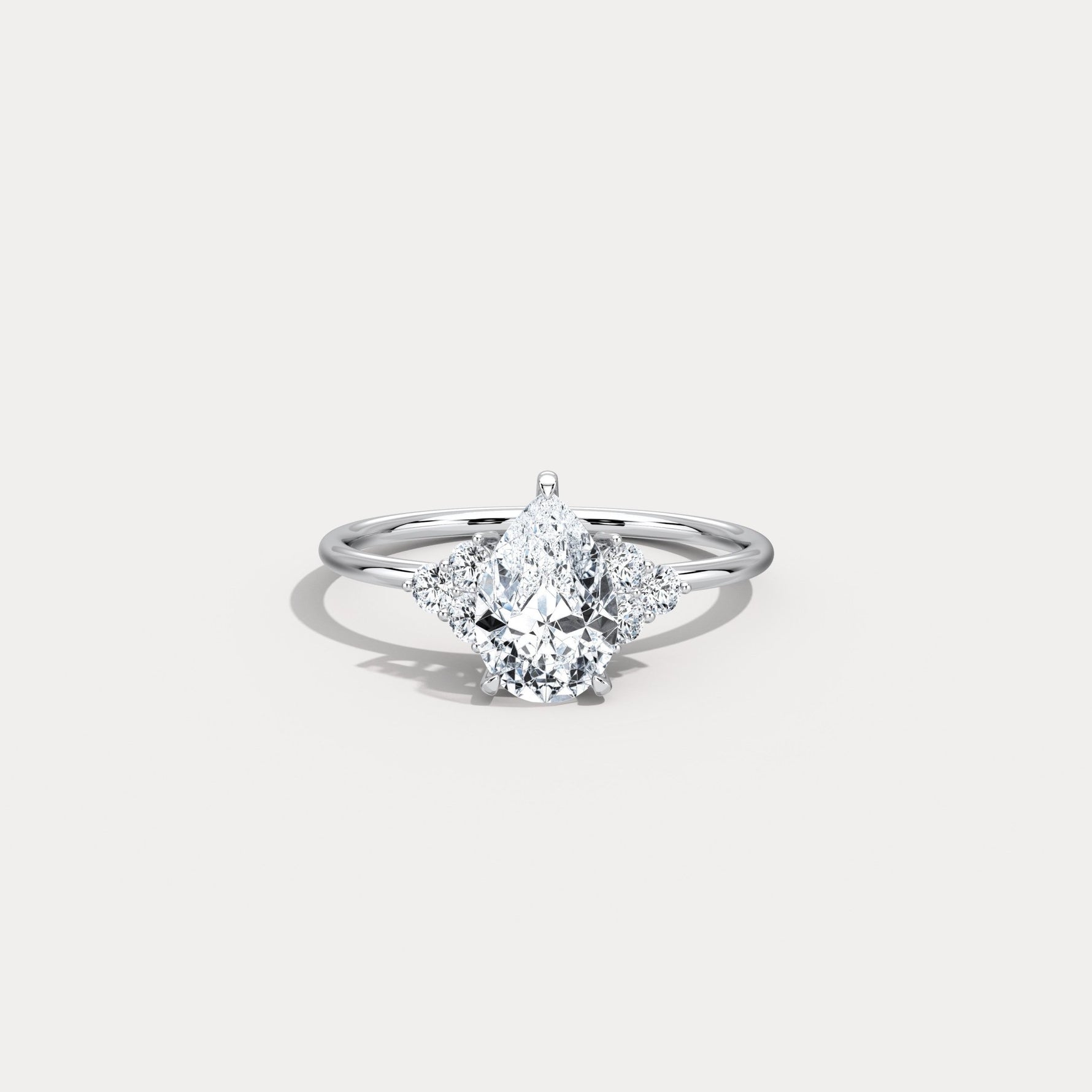 Juliette丨1CT Pear Cut Lab Grown Diamond Cluster Ring with Round Accents in 14K Gold/Platinum - Rings