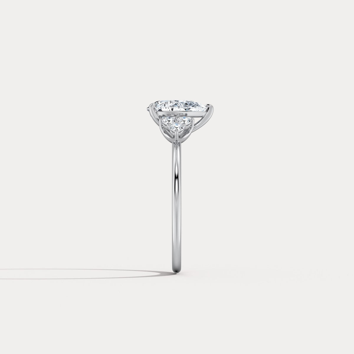 Juliette丨1CT Pear Cut Lab Grown Diamond Cluster Ring with Round Accents in 14K Gold/Platinum - Rings