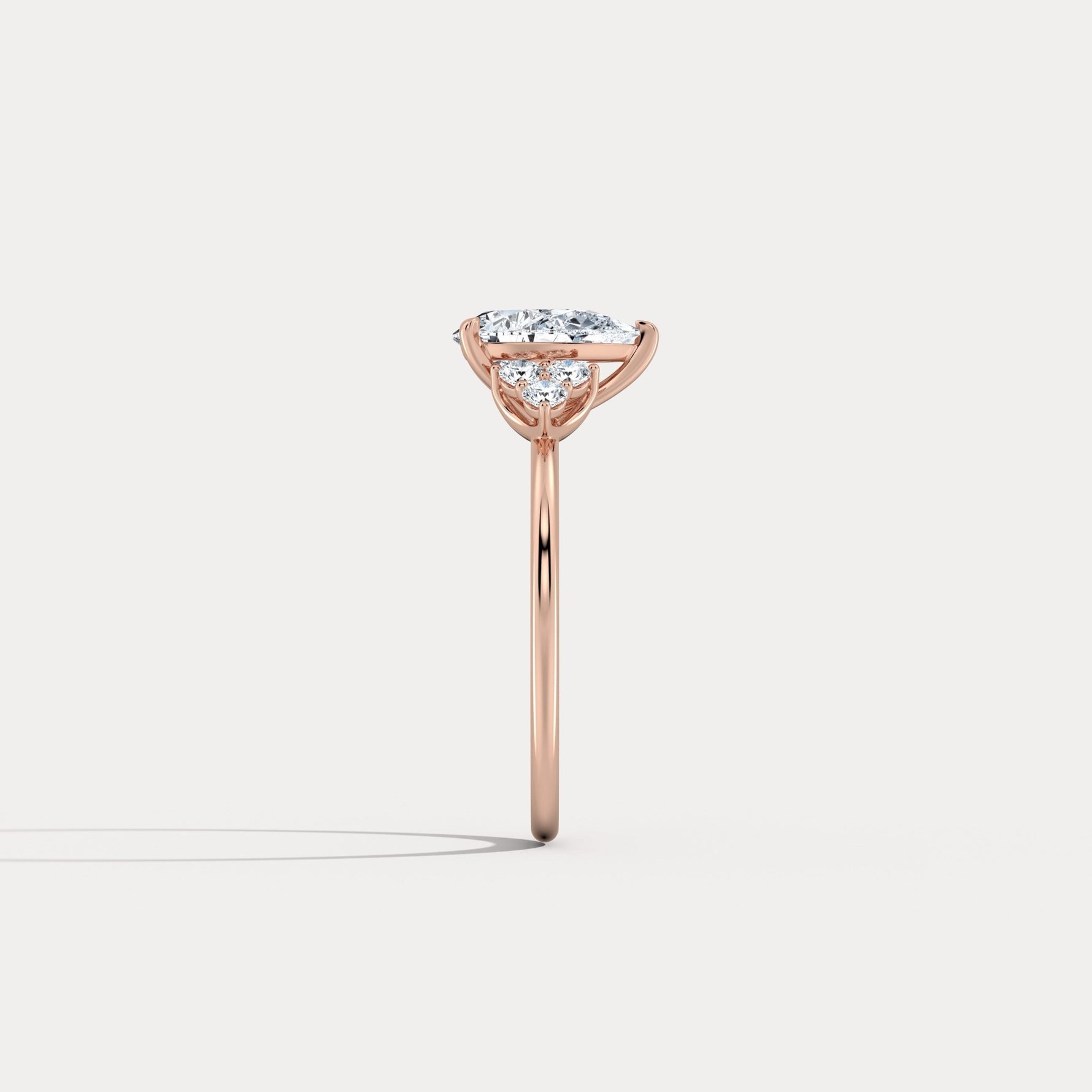 Juliette丨1CT Pear Cut Lab Grown Diamond Cluster Ring with Round Accents in 14K Gold/Platinum - Rings