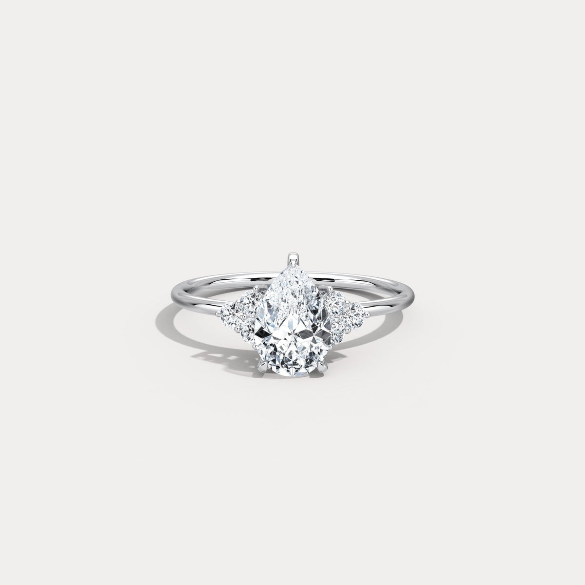 Juliette丨1CT Pear Cut Lab Grown Diamond Cluster Ring with Round Accents in 14K Gold/Platinum - Rings