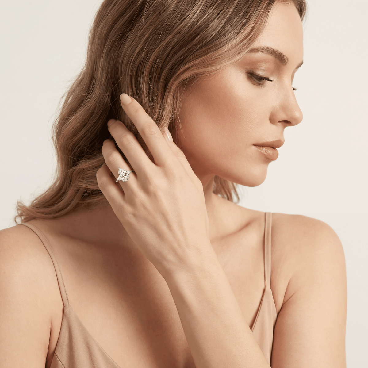 Juliette丨2CT Pear Cut Lab Grown Diamond Cluster Ring with Round Accents in 14K Gold/Platinum - Rings