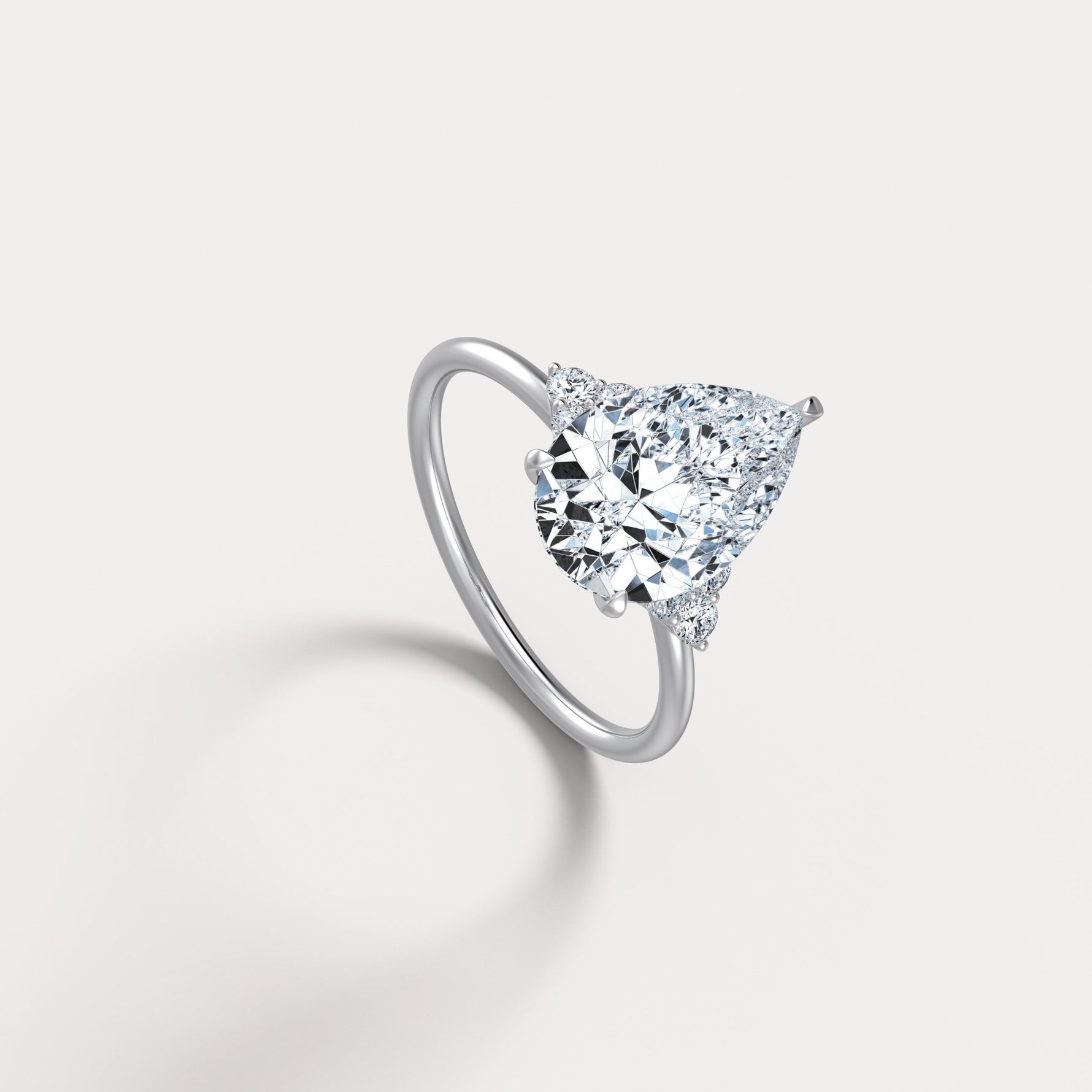 Juliette丨3CT Pear Cut Lab Grown Diamond Cluster Ring with Round Accents in 14K Gold/Platinum - Rings