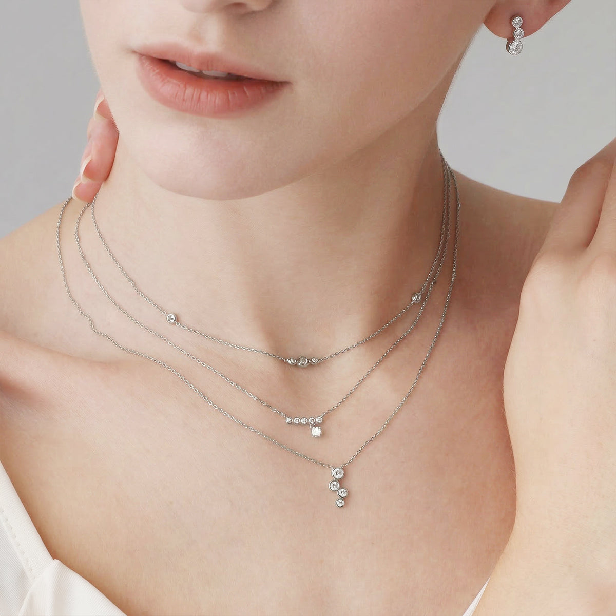 14K Gold/Platinum Bubble Necklace Bezel Set with Four Lab - Grown Diamonds - Necklaces