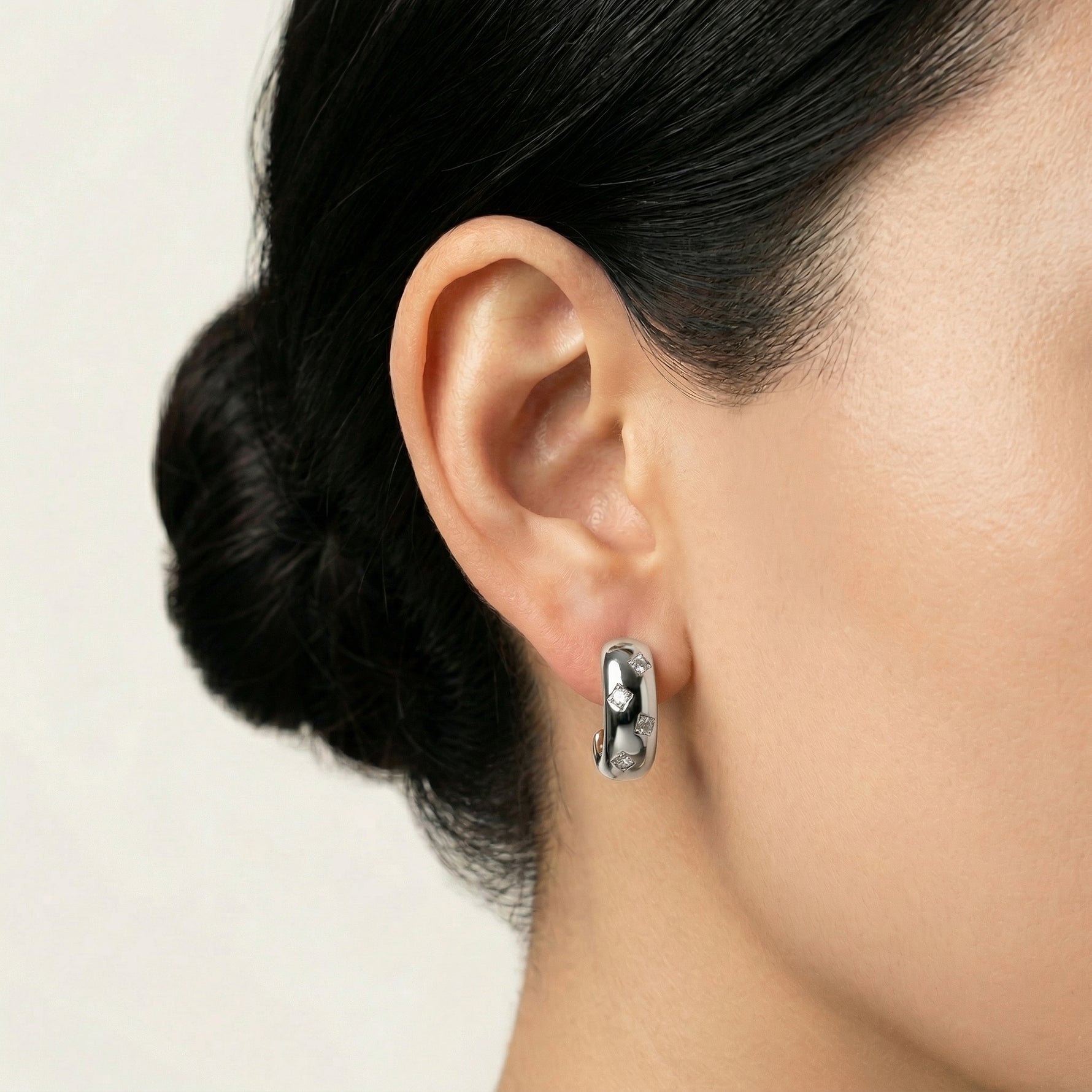 Scattered Lab - Grown Diamond Huggie Hoop Earrings in Sterling Silver - Earrings