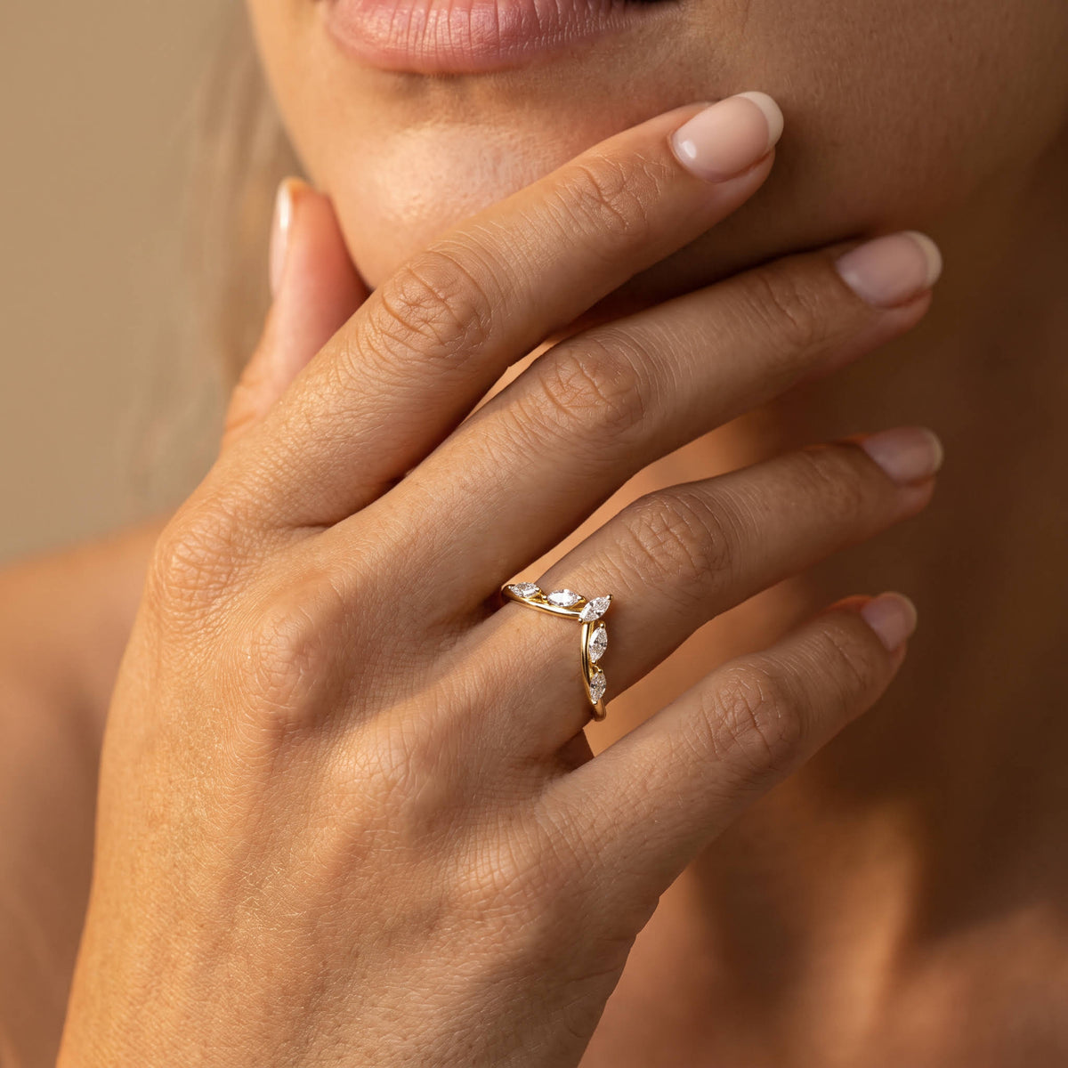 Marquise V-Contour Five-Stone Lab-Grown Diamond Wedding Band - Rings