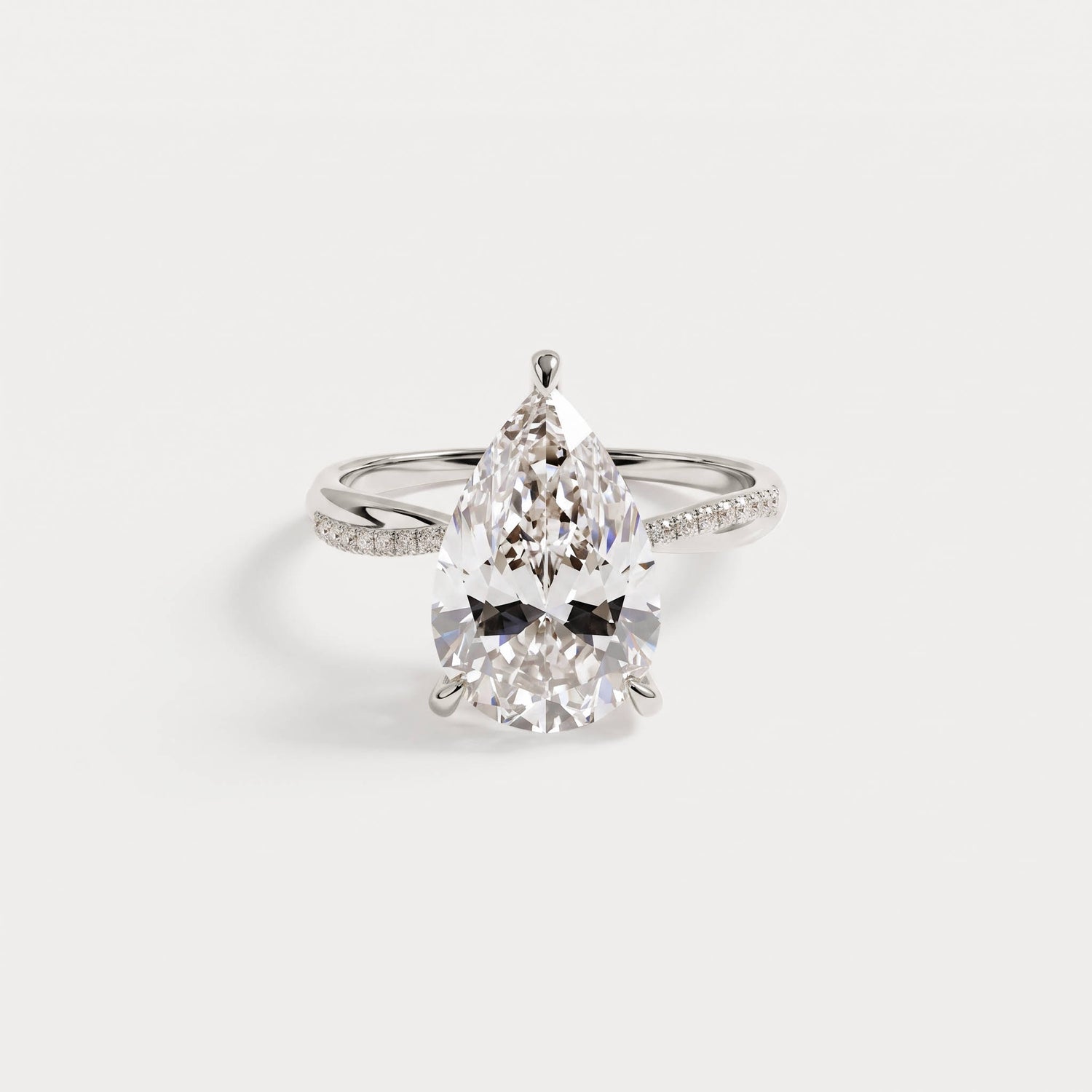 Daphne丨3CT Pear Lab Diamond Engagement Ring–Twisted 14K Gold Band