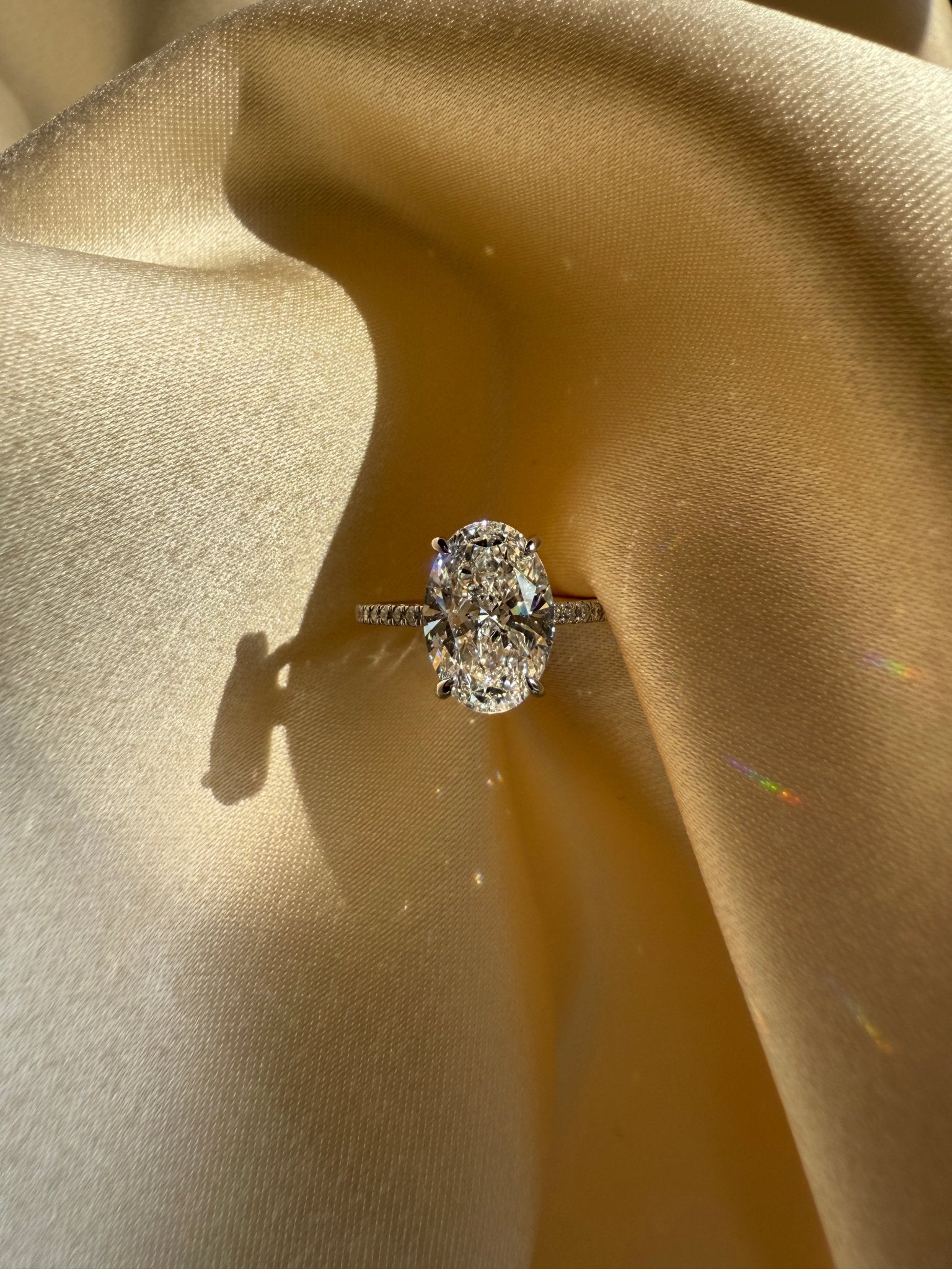 Melina丨Oval Cut Pave Solitaire 3CT Lab Grown Engagement Ring - Rings